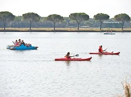 Club Village & Romea 3*