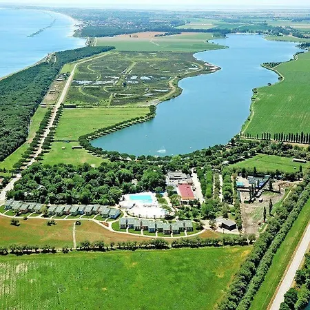 Club Village & Romea 3*