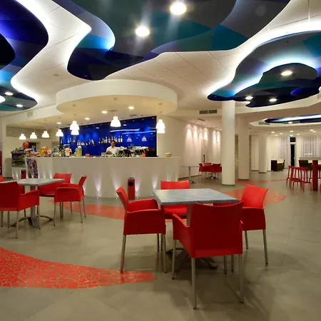 罗米亚海滨俱乐部酒店 黎都-迪沃拉诺