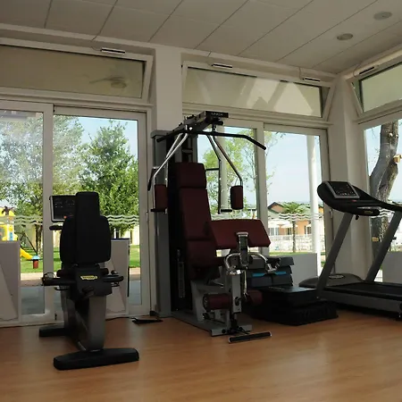 منتجع Club Village & Romea